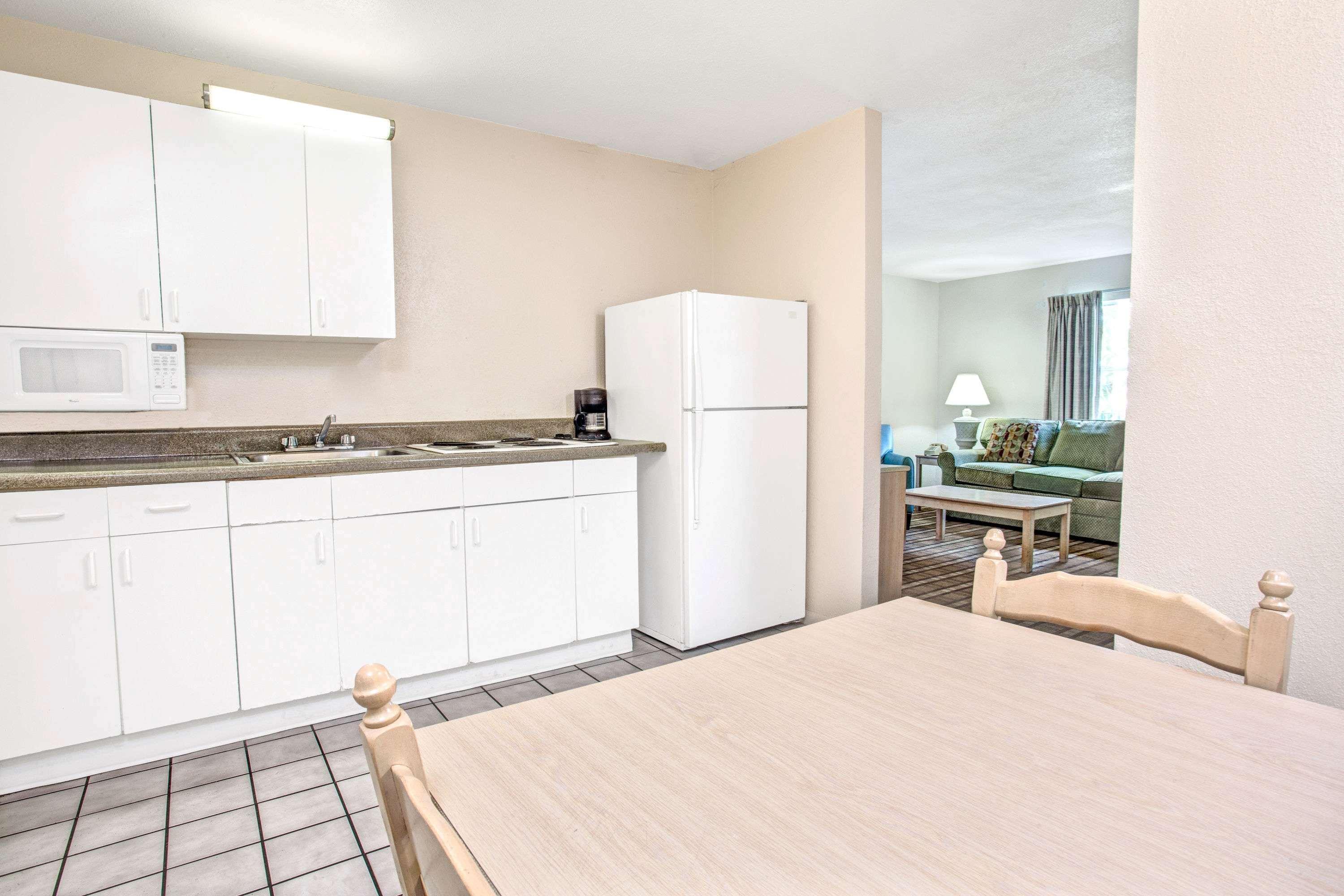 Super 8 By Wyndham Kissimmee Motel Dış mekan fotoğraf