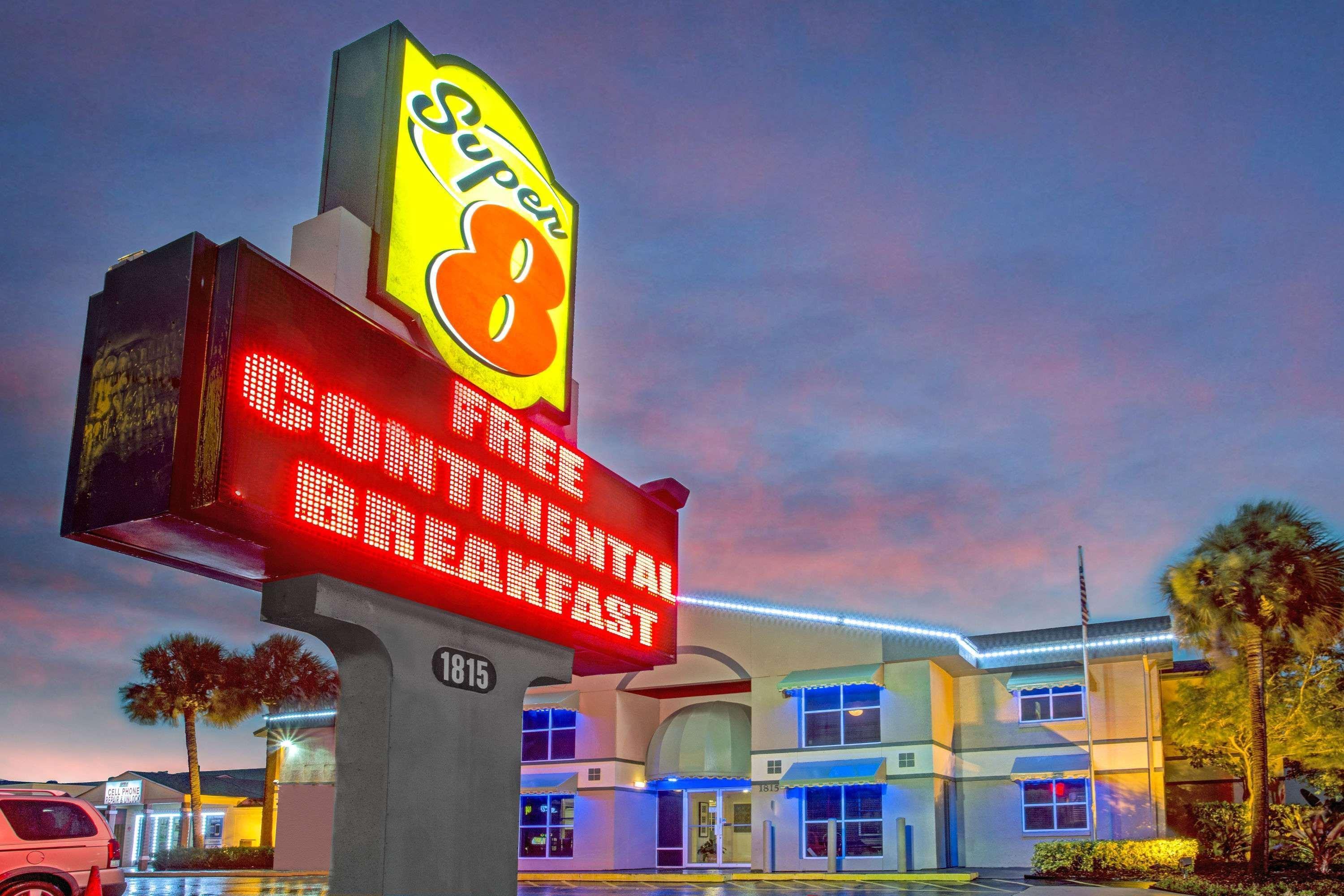 Super 8 By Wyndham Kissimmee Motel Dış mekan fotoğraf