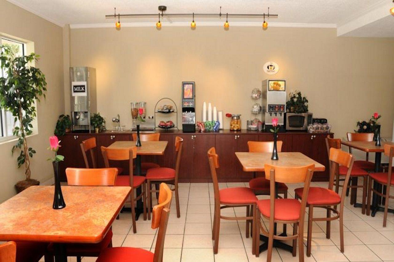 Super 8 By Wyndham Kissimmee Motel Dış mekan fotoğraf