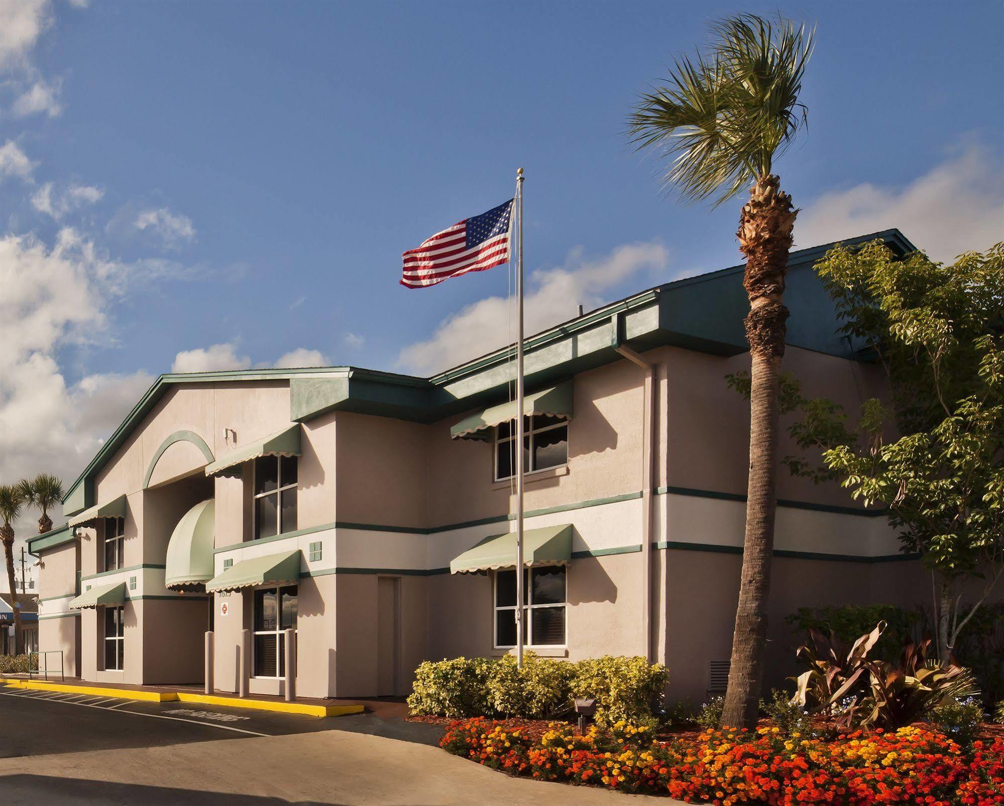 Super 8 By Wyndham Kissimmee Motel Dış mekan fotoğraf