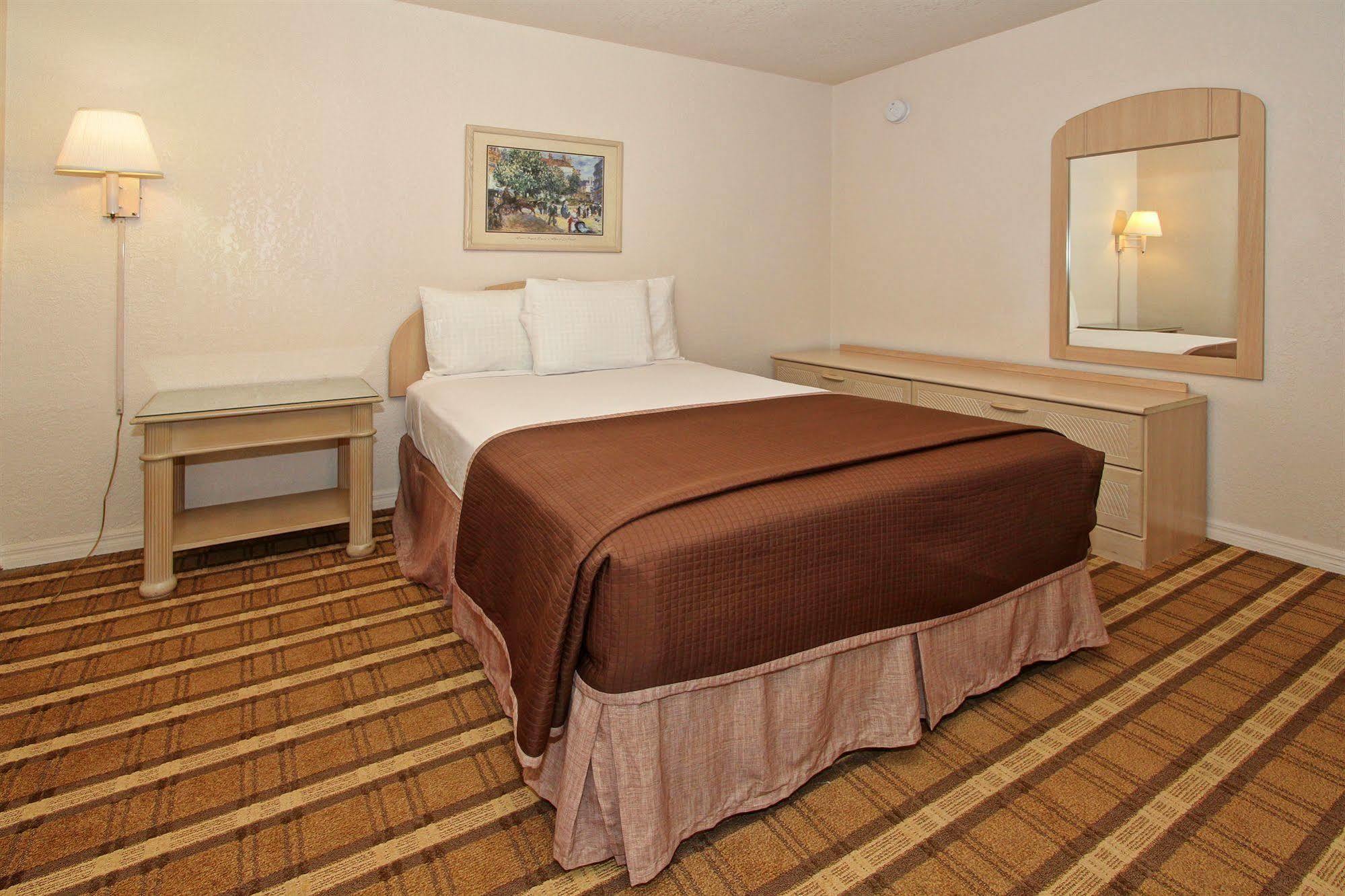 Super 8 By Wyndham Kissimmee Motel Dış mekan fotoğraf