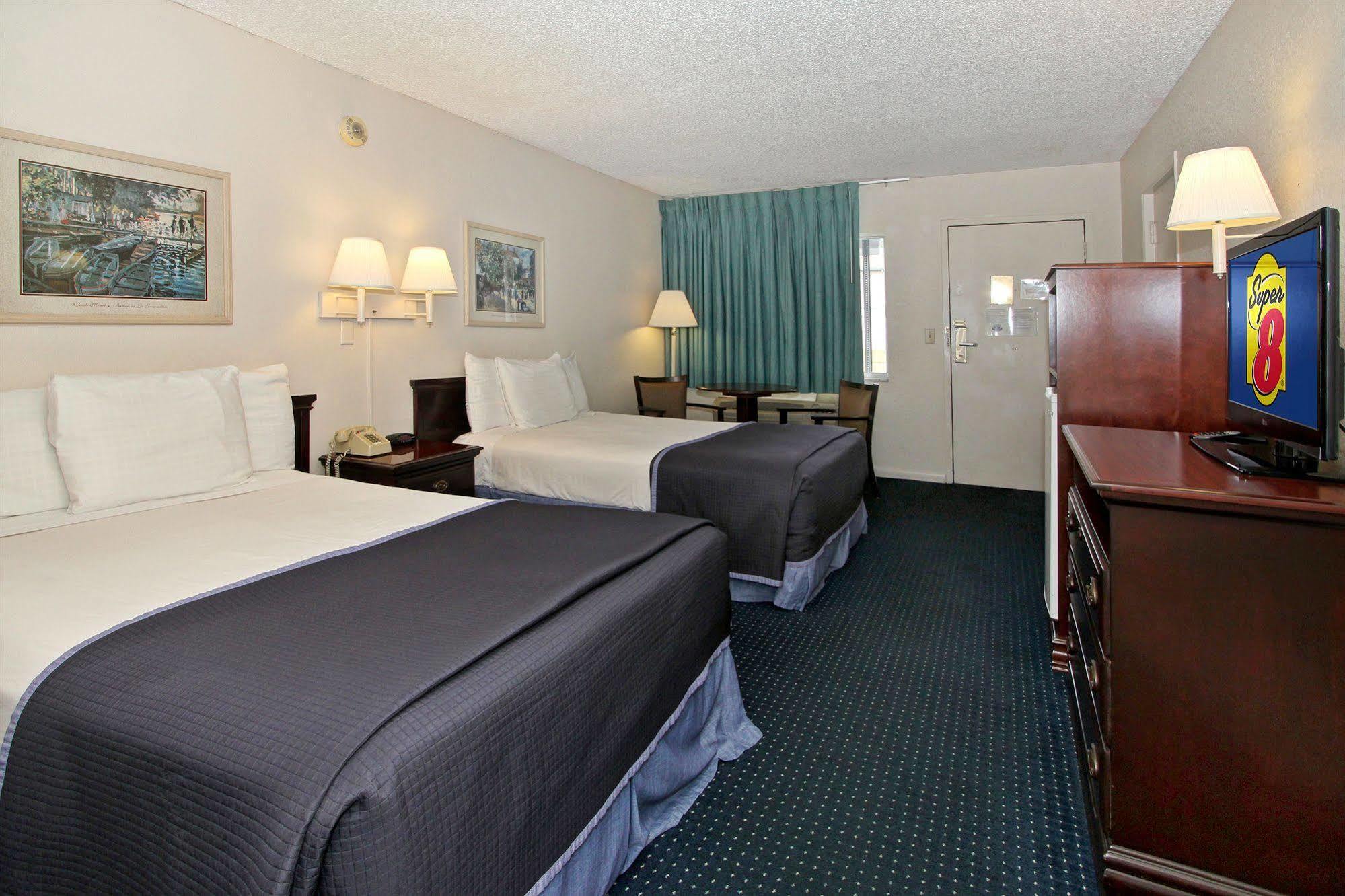 Super 8 By Wyndham Kissimmee Motel Dış mekan fotoğraf